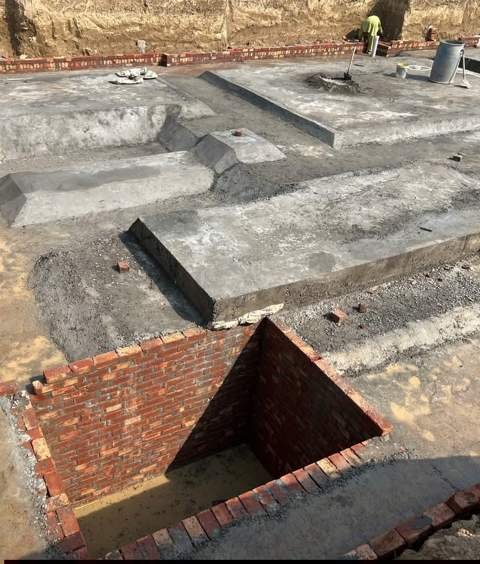 Foundation footings and damp-proofing