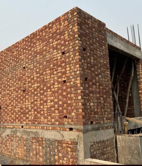 Brick corner detail with structural opening